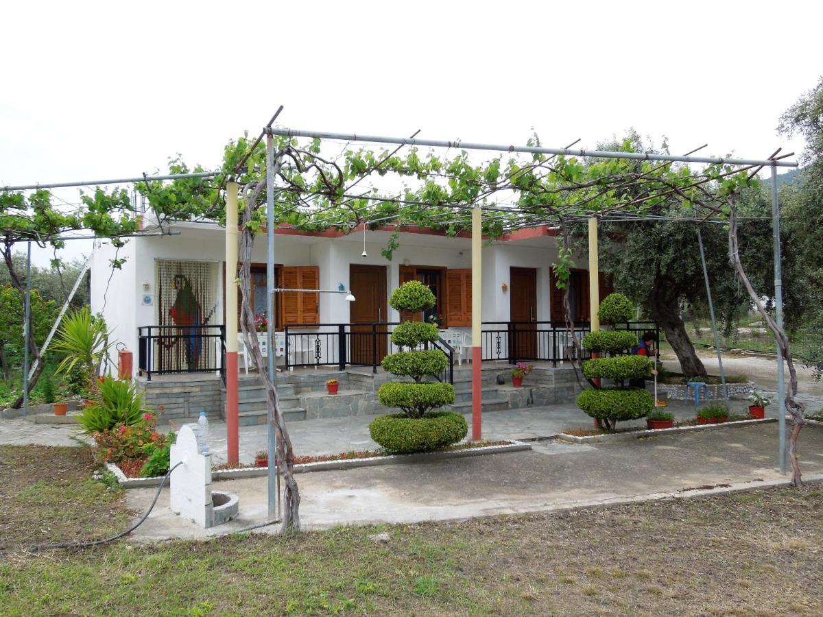 Villa Studio Zoi à Alikí Extérieur photo